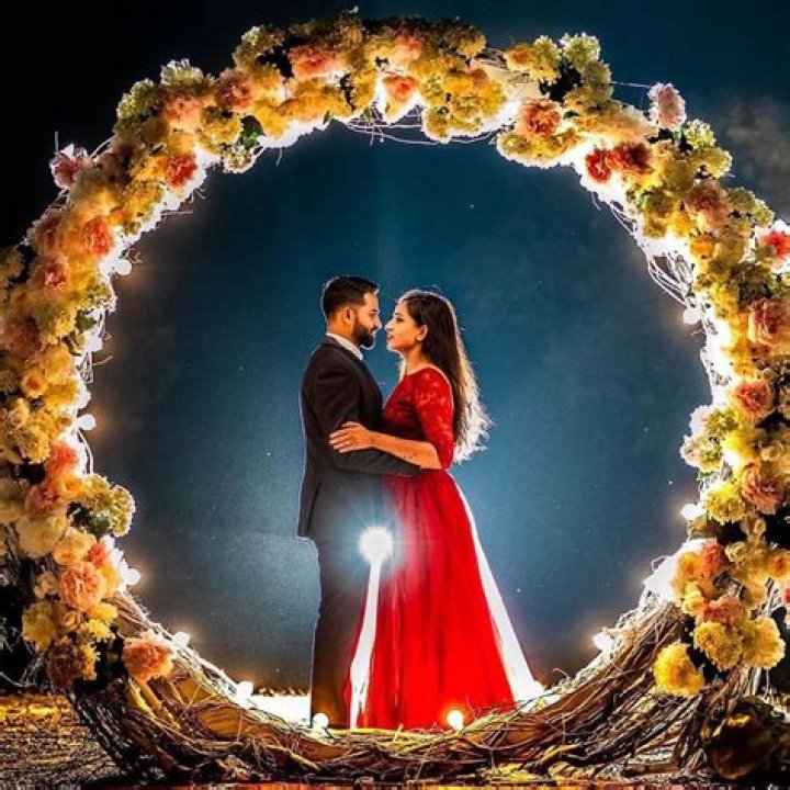 Checkout this couple's pre-wedding shoot in their bedroom