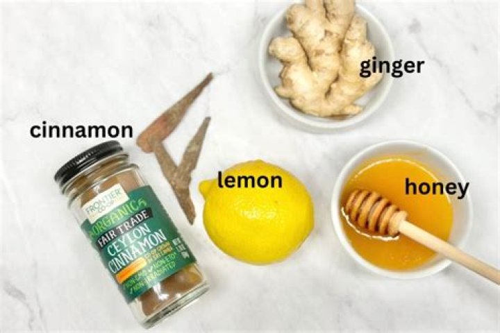 Ginger, garlic and honey mixture: natural ingredients benefits