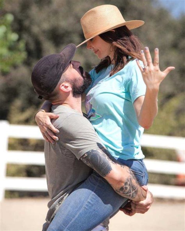 Whitney Cummings bio: age, height, boyfriend, net worth