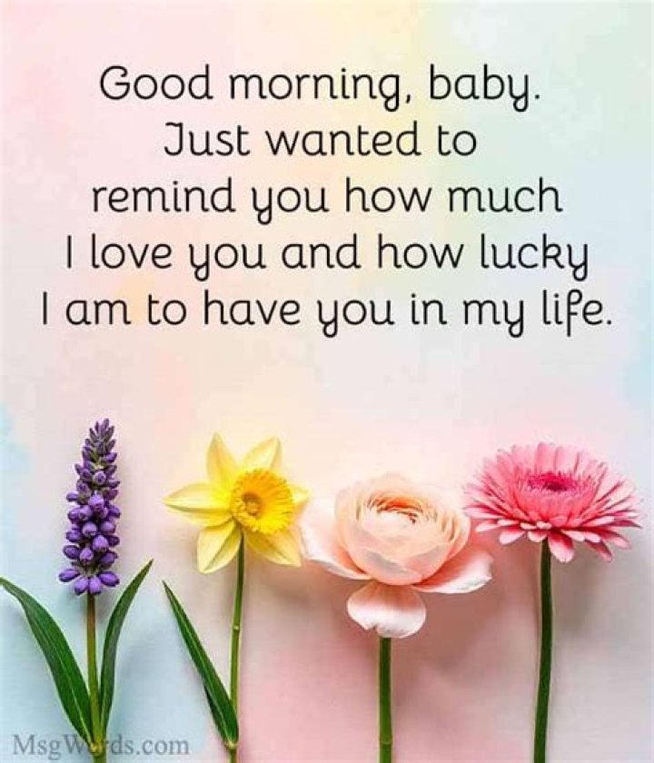 120+ best sweet good morning messages to make her smile