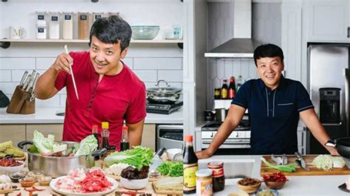 Mike Chen's bio: age, nationality, partner, net worth, restaurant