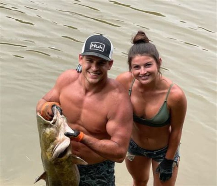 Hannah Barron's biography: age, height, parents, husband, net worth