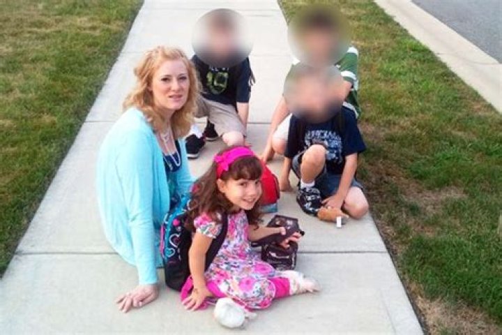 American Woman Who Was Adopted by White Family Finds Out She’s a West African Princess