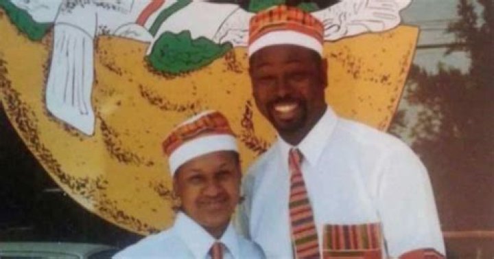 T Pain Buys Restaurant and Shares Photo Holding Keys, Says He Comes From a Family of Successful Eatery Owners