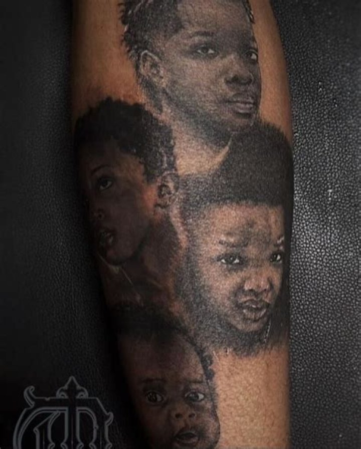 “Such a Loving Father”: Afrobeats Star Wizkid Warms Hearts As He Tattoos Faces of His 4 Children on His Legs