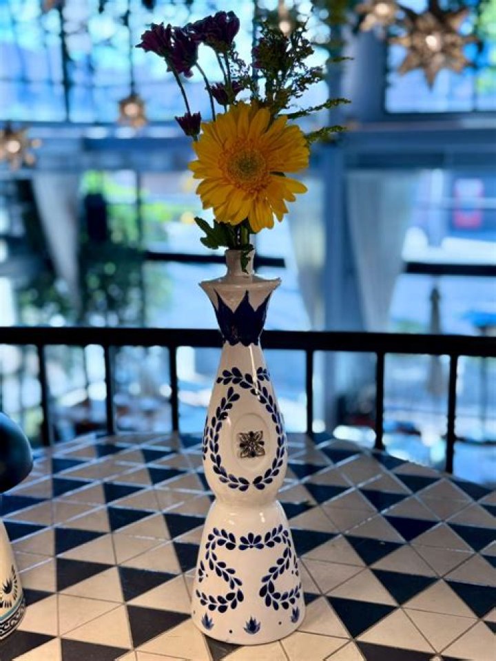 “For Flower Vase”: Nigerian Woman With Clase Azul Bottle Steals the Show in Public