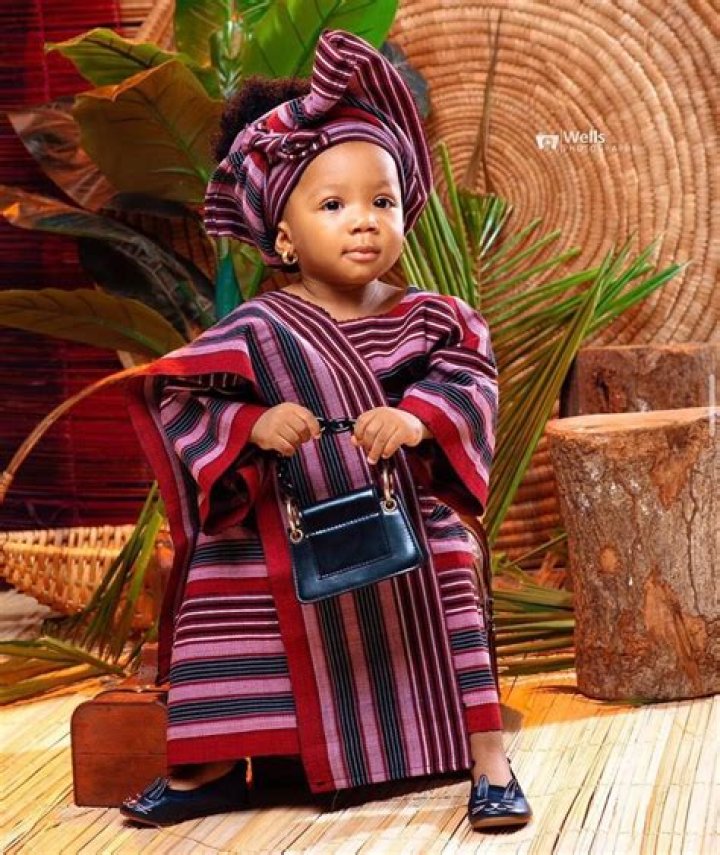 Little Girl Adorns Aso-Oke for 1st Birthday, Looks Gorgeous, Netizens React: "Iyalode of Ebute Meta"