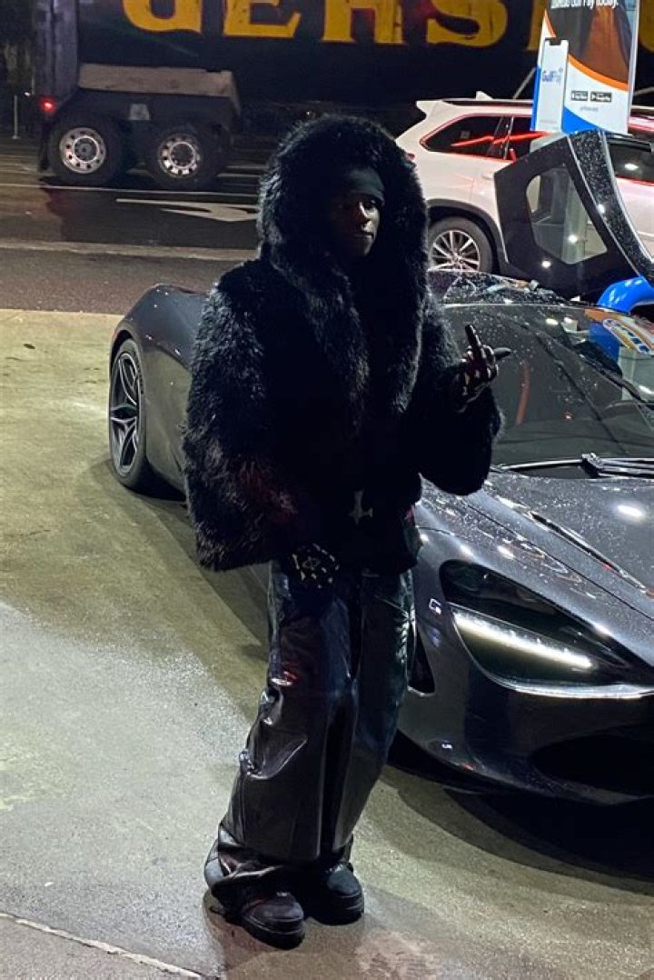 Slimcase Recounts Why He Picked 2Baba Over Davido to Feature in His Songs Azaman: “Lie Dey Dis Talk”