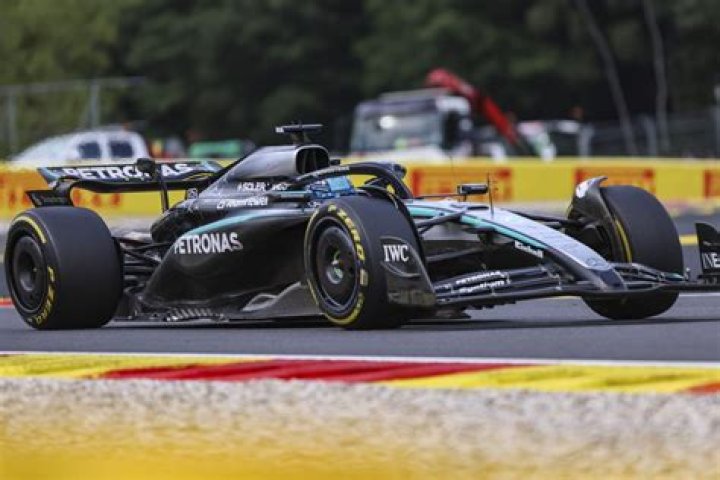 Davido Enjoys Sumptuous Delicacy, Clears His Plate, Fans React: “Get You a Wife that Can Cook”