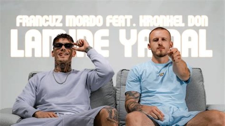 Stul Pysk by Kazior & Bibič & Francuz Mordo & Kronkel Dom from Poland