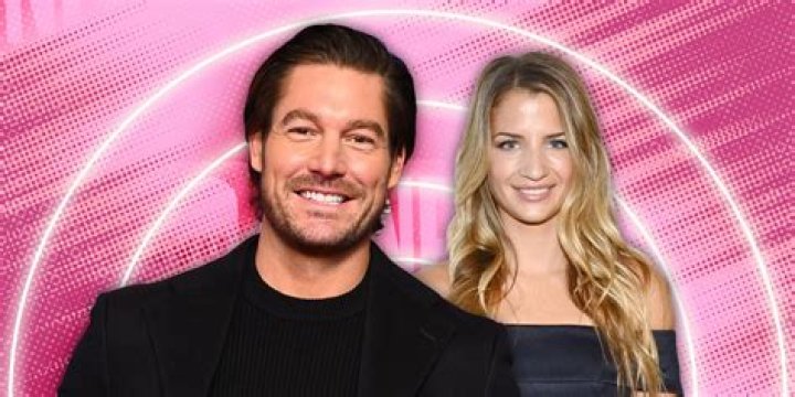 Adam Conover In Love With Wife-Like Girlfriend & Gay! The Other Kind