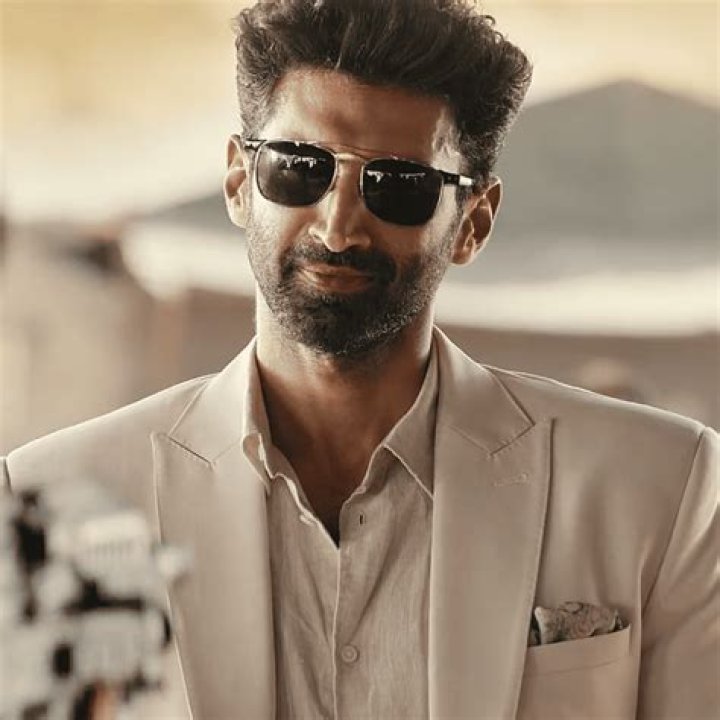 Aditya Roy Kapoor Net Worth