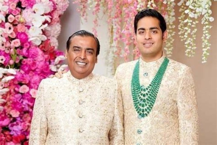 Akash Ambani Net Worth