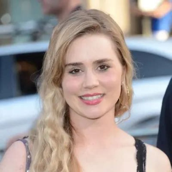 Alison Lohman Net Worth