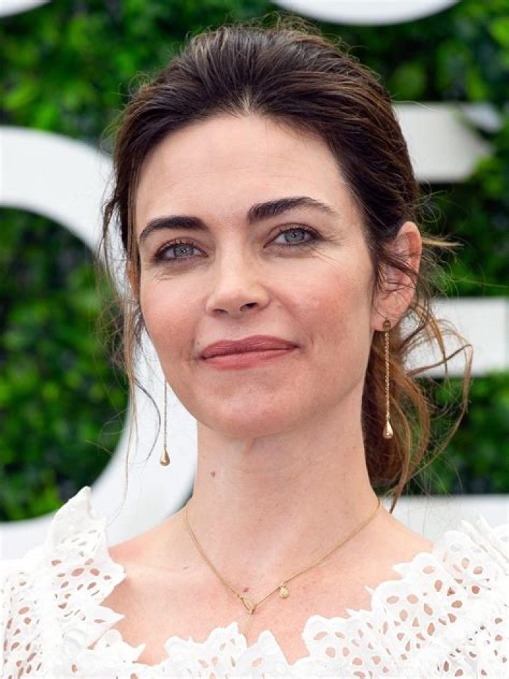 Amelia Heinle