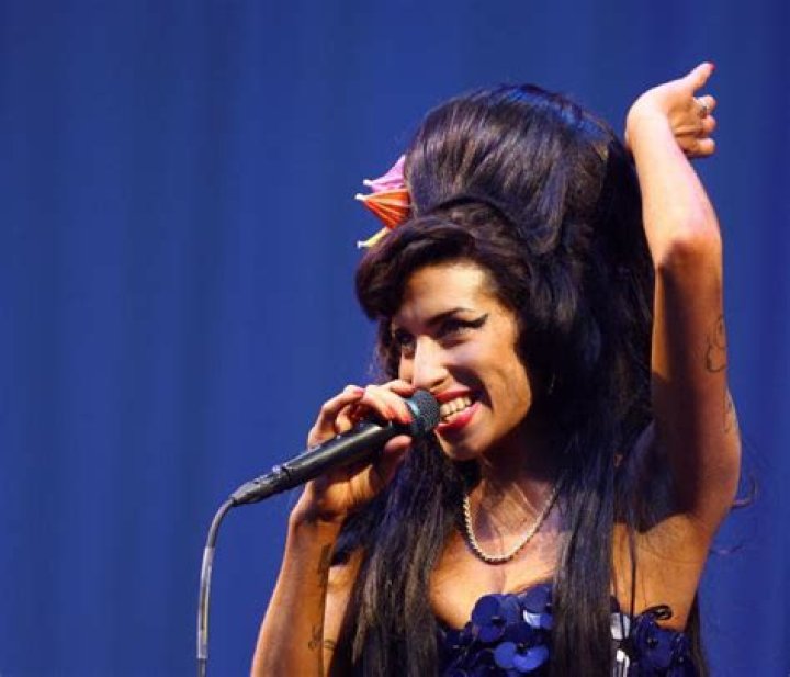 Amy Winehouse Net Worth – How Much is Winehouse Worth?