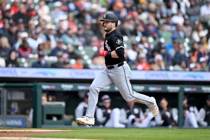 Andrew Benintendi Net Worth, Age, Bio, Wiki, Contract, Stats, Draft, Career, Transfer