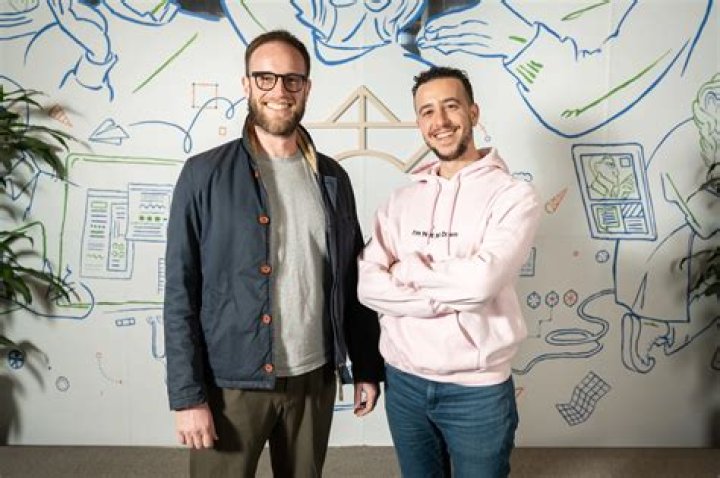 Andrew Gold Journalist Wikipedia: Age, Wife To Be Julieta And Family