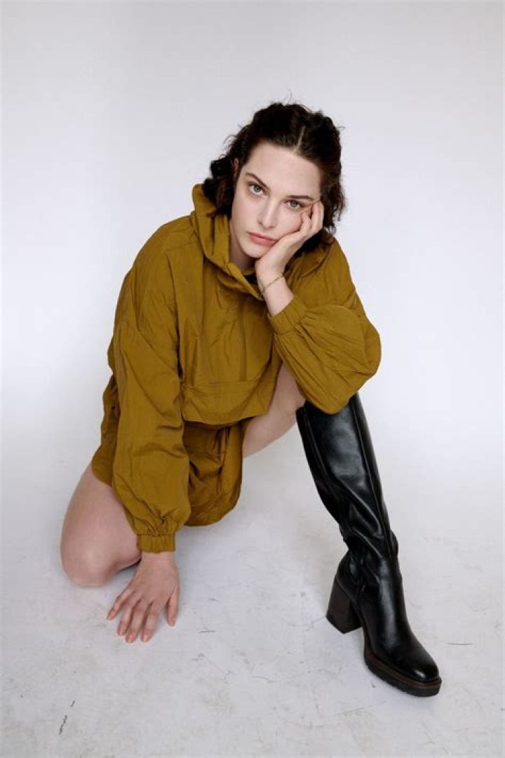 Anna Werner CBS, Bio, Wiki, Age, Height, Family, Husband, Salary, and Net Worth