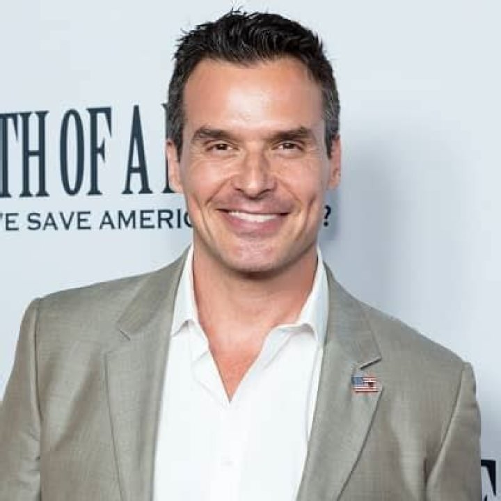 Antonio Sabato Jr Net Worth – How Much is Antonio Sabato Jr Worth?