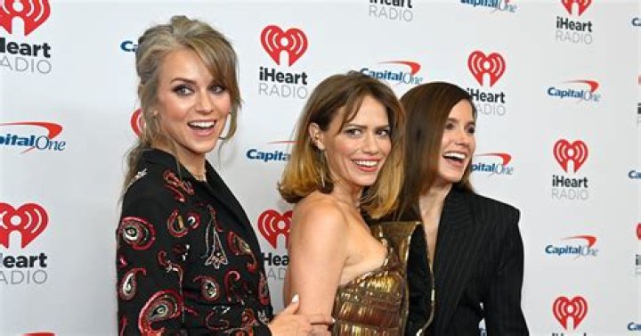 Are Hilarie Burton and Bethany Joy Lenz Actually Friends?