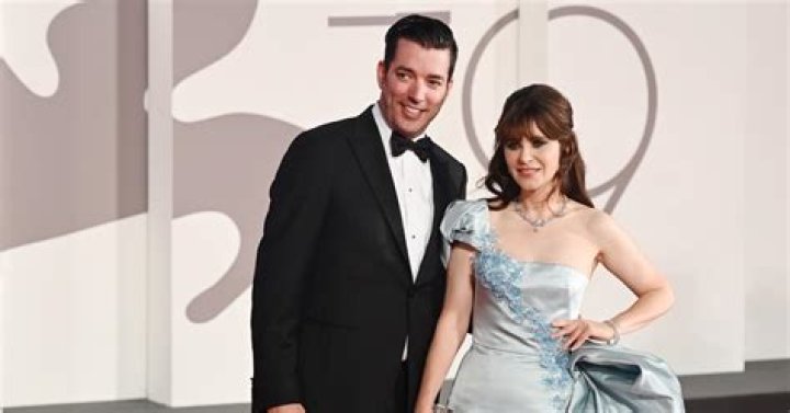 Did Zooey Deschanel and Jonathan Scott Secretly Get Married? Details