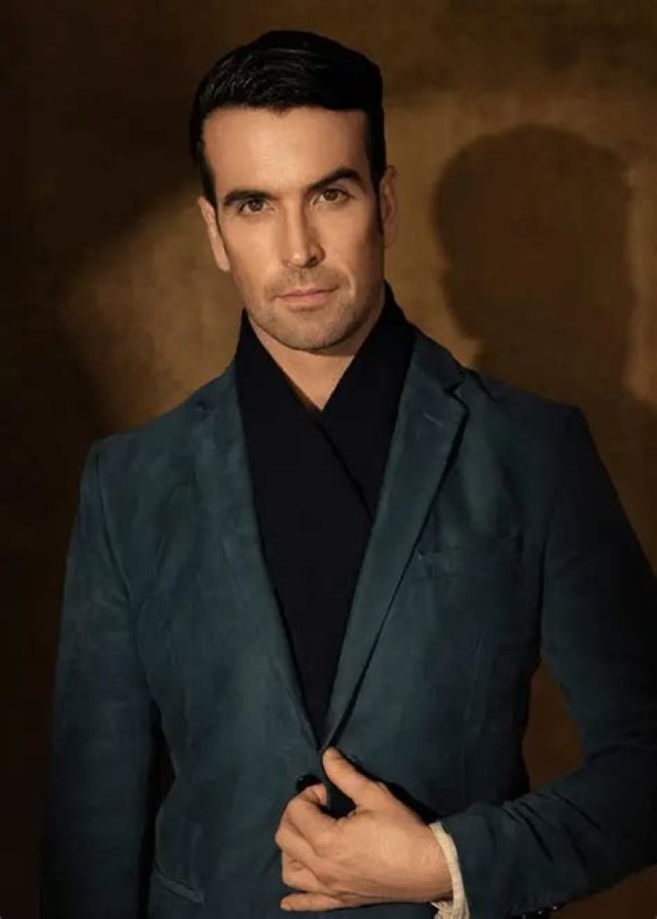 Armand Aucamp Net Worth