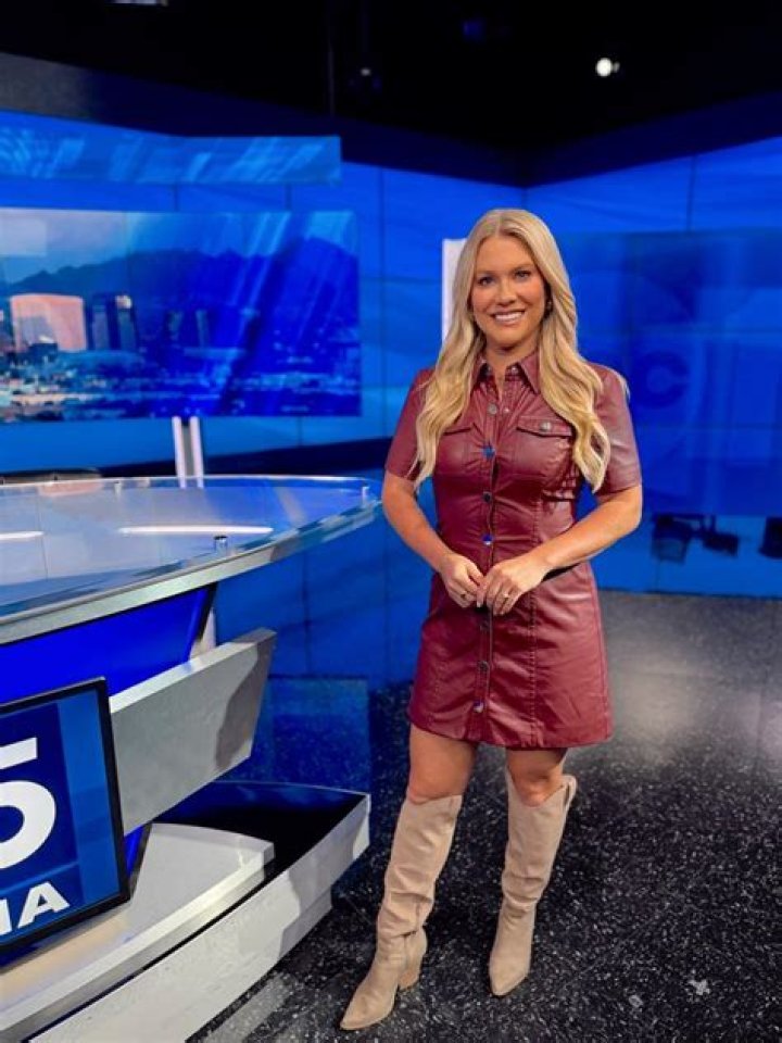 Ashley Holden News 9, Bio, Wiki, Age, Height, Engaged, Wedding, KWTV, Salary, and Net Worth