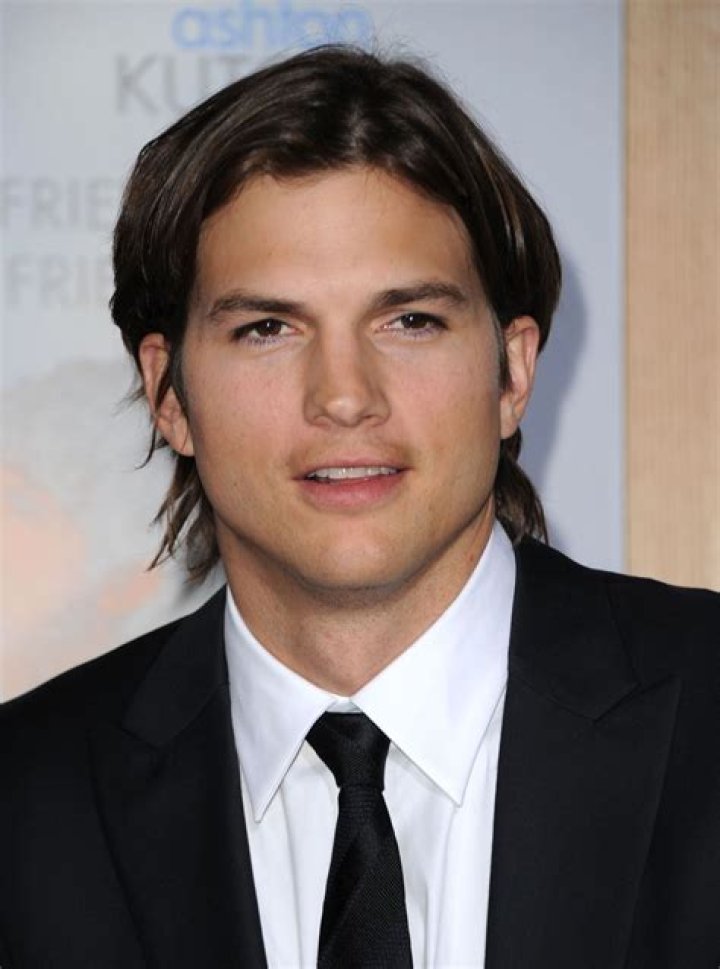 Ashton Kutcher – Biography, Facts & Life Story