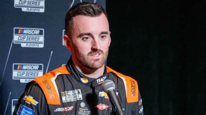 Austin Dillon Show, Bio, Wiki, Age, Height, Wife, Baby, and Net Worth