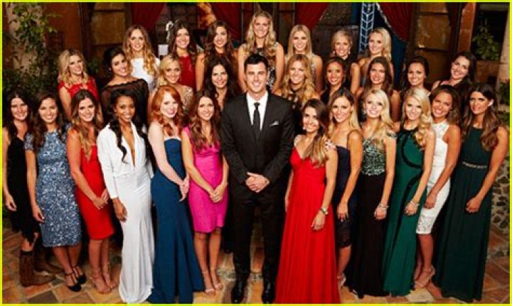Inside ‘The Bachelor’ Alum Ben Higgins' Dating Life