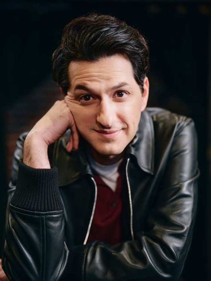 Ben Schwartz Actor, Bio, Wiki, Age, Height, Family, Wife, Voice, Films, And Net Worth