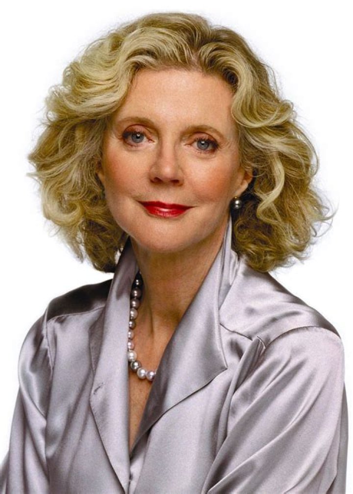 Blythe Danner Bio, Wiki, Age, Columbo, Mash, Meet The Parents, and Net Worth
