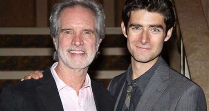 Bob Gaudio Net Worth – How Much is Gaudio Worth?