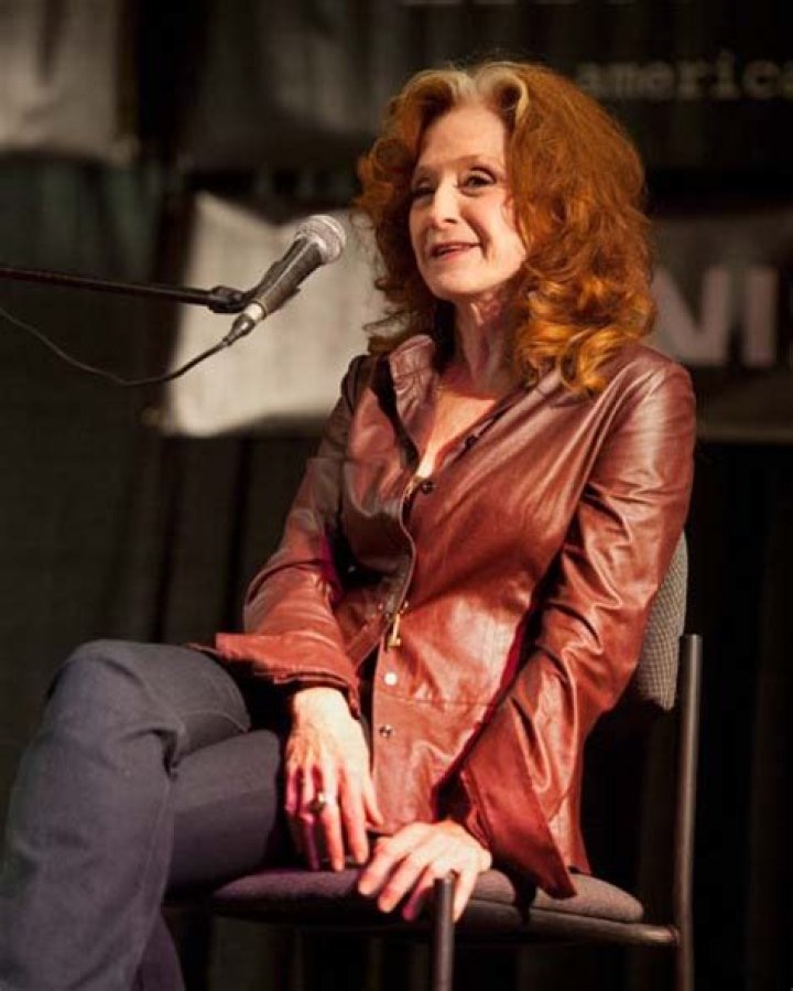Bonnie Raitt Net Worth