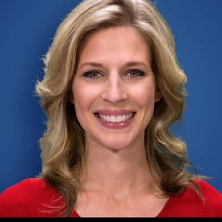 Brittany Weiss WBRZ, Bio, Wiki, Age, Shingleton, Engaged, Salary, and Net Worth