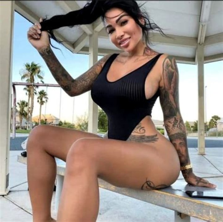 Brittanya Razavi Wiki-bio, kids, net worth, marriage, surgery.