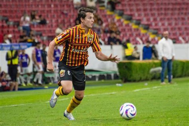 Carlos Fierro Net Worth