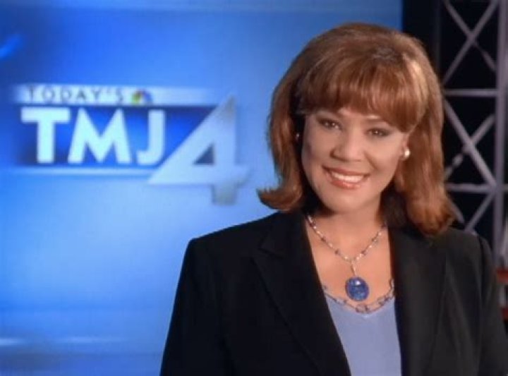 Carole Meekins TMJ4, Bio, Wiki, Age, Husband, Family, Salary, and Net Worth