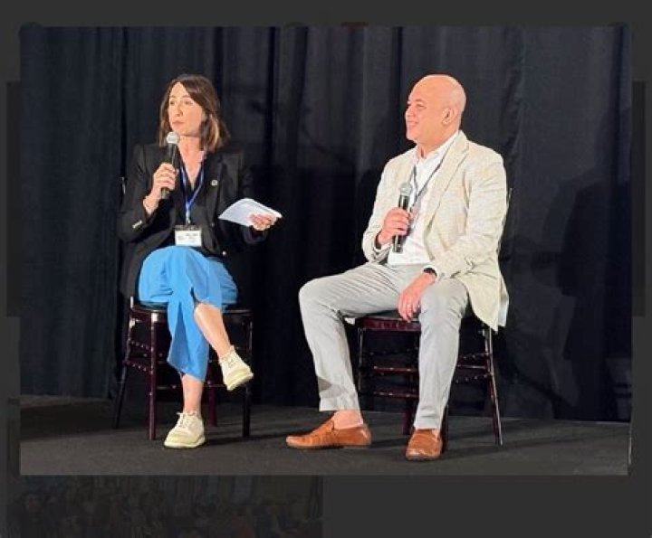 Caroline Reinwald WISN, Bio, Wiki, Age, Married, Salary, and Net Worth