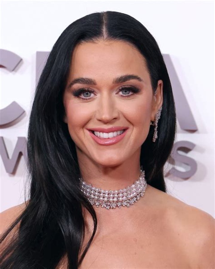 Celebrities that are 5’11 – Height in Hollywood