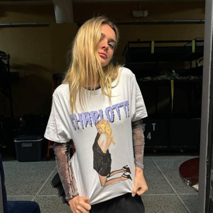 Charlotte Lawrence Net Worth