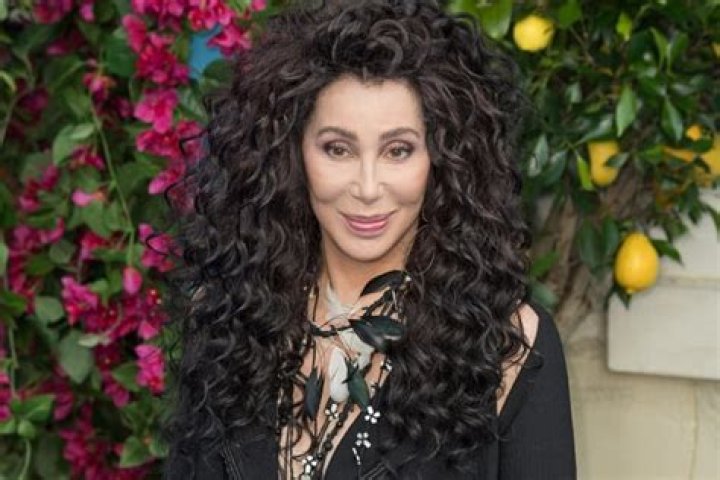 Cher Net Worth: Lifestyle & Music Career [December , 2023 ] : Genius Celebs