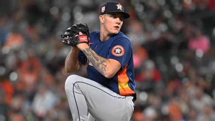 Chris Young Net Worth 2024