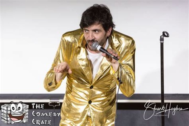 Comedian Spencer Jones Disability: What Happened To His Shoulders? Health Update