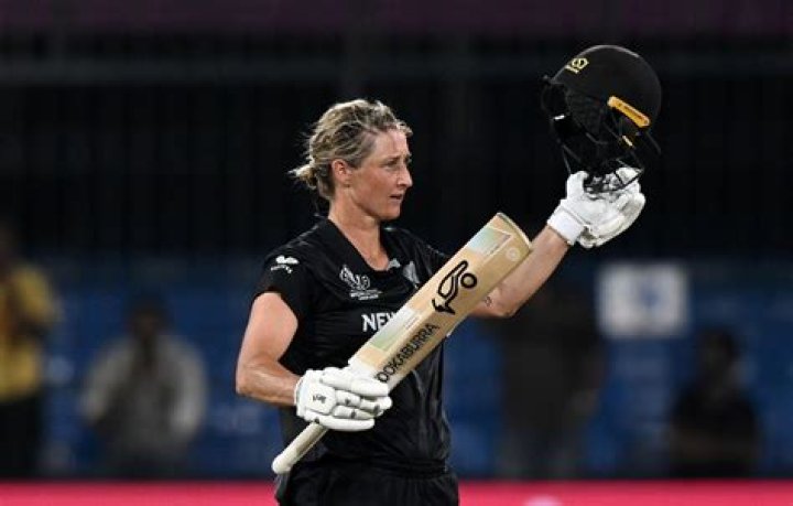 Dan Devine Net Worth