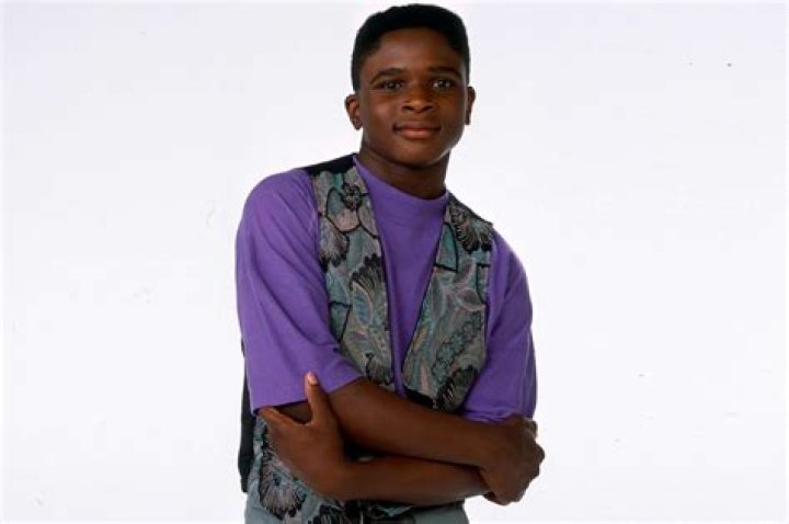 Darius McCrary Actor, Bio, Wiki, Age, Height, Spouse, Family Matters, and Net Worth