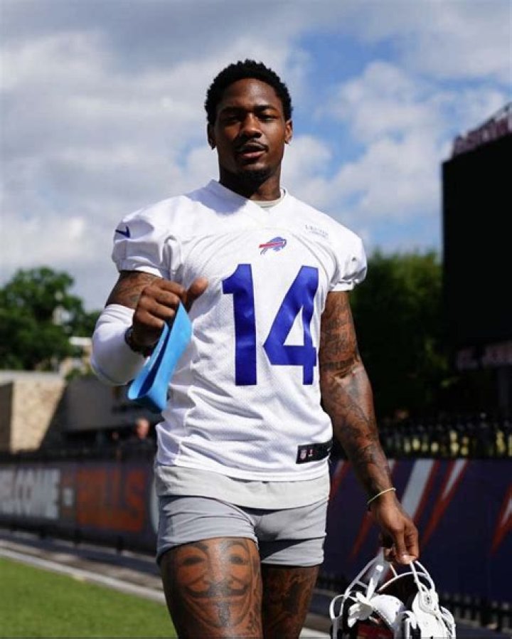 Find Out How Jalen Ramsey Ended up Being Darnell Mooney’s “Son”