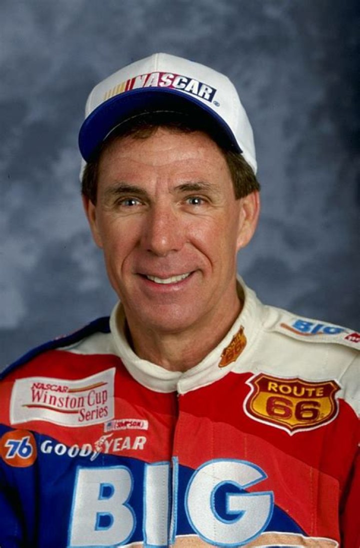Darrell Waltrip Net Worth – How Much is Waltrip Worth?