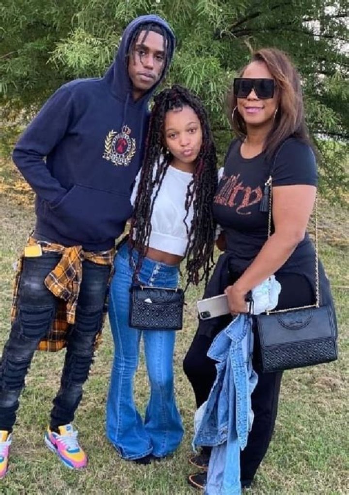 Delina Hillock Net Worth 2024